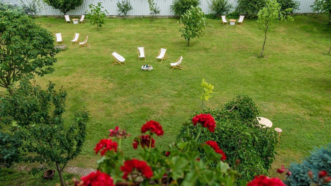 מלון Heaven Garden Două Mai מראה חיצוני תמונה